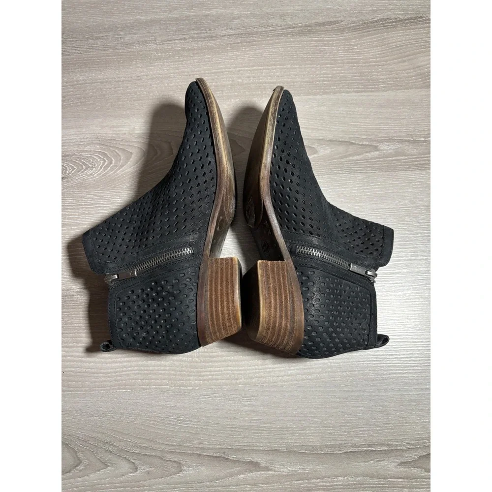 Lucky Brand 8 M Basel Perforated Leather Ankle Booties Zip Boots Rodeo Festival